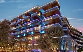 Doubletree by Hilton Kuşadası Hotel Exterior photo