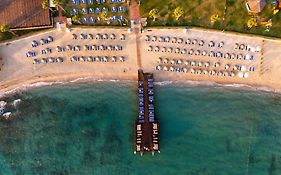 Radisson Blu Resort & Spa Çeşme Exterior photo